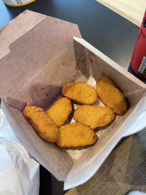 Chicken nuggets « les nouveaux fermiers" #Veganuary at Vegedal - Place de Rungis in Paris