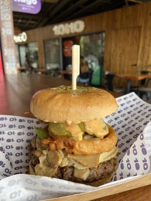 Burger  at Diez de Diez - 10/10 in San Salvador