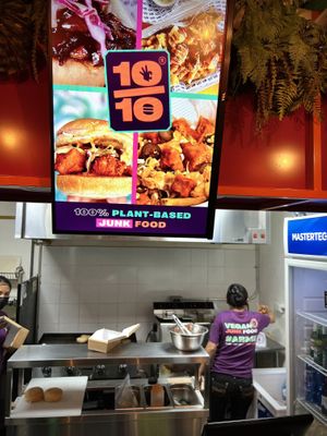 Yes, not the healthiest vegan but very tasty!  at Diez de Diez - 10/10 in San Salvador