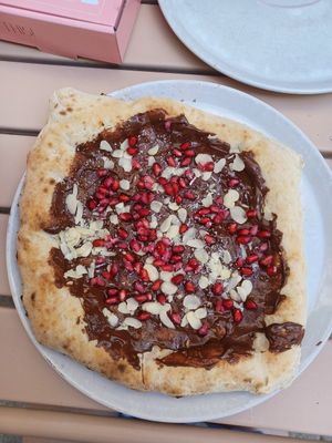 Sweet pizza at Wolke in Vienna