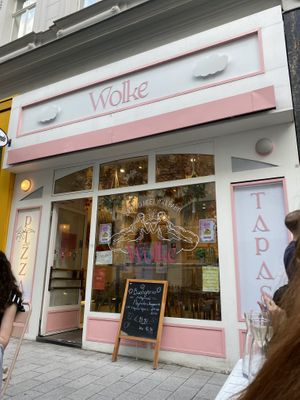 Outsidee  at Wolke in Vienna