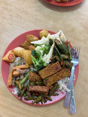 Pay by plate  at Sweet Veggie in Kuala Lumpur