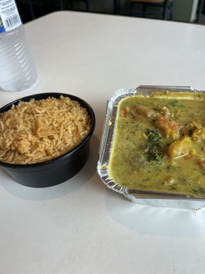 This is the Avial.  The rice approx 1 cup.  Topping maybe 1.5 cup and low veggies  at The Vegetarian in St Croix Falls