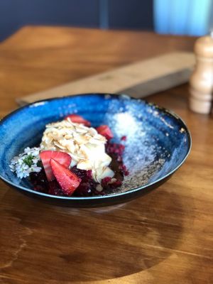 Dulce de Leche Panna Cotta
vegan

Heilala vanilla and coconut panna cotta, coconut dulce de leche glaze, cranberry compote, strawberries, toasted coconut at La Cantina in Tauranga
