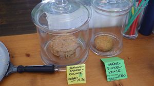Vegan cookies at Die Rebellion des Zimtsterns in Berlin