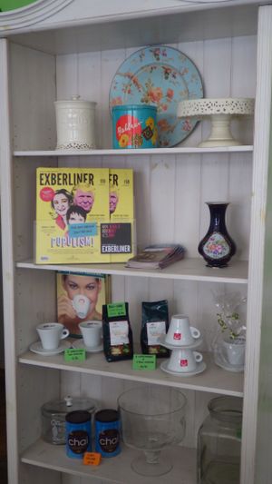 Teas for sale at Die Rebellion des Zimtsterns in Berlin