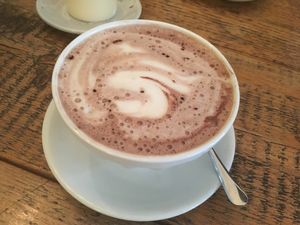 vegan hot chocolate at Die Rebellion des Zimtsterns in Berlin