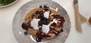 Pancakes at MADE Wellness Centre in Stone