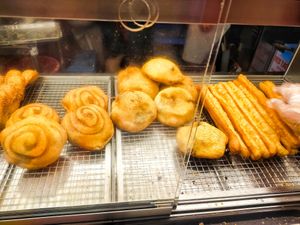 Items available at Delisnacks 德利食 - Boon keng in Central Singapore