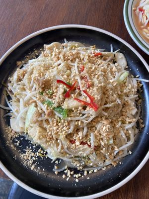 Update 06/04 : the pad Thai is nice, just wish it was more spicy   at Go Thai - 고타이 in Seoul