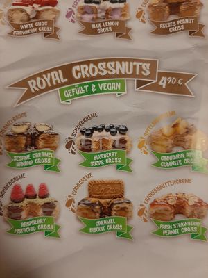 vegan crossnuts at Royal Donuts in Offenburg