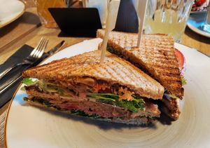 Pulled Jaclfruit BBQ Sandwich at Listich in Hannover