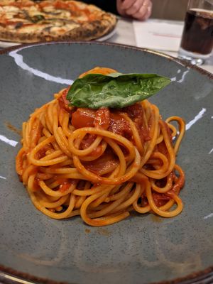 Spaghetti pomodoro e basilico at Rossopomodoro in Copenhagen