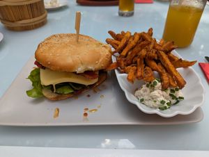 Veganer Honey Maple Burger at Elmenhorster Mühle - Burger & Mehr in Waltrop