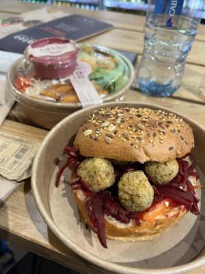   at Natoo in Frankfurt