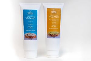 Cream cheese Frescal and  Picante com Cürcuma at DONNA VEGAN in Sao Paulo