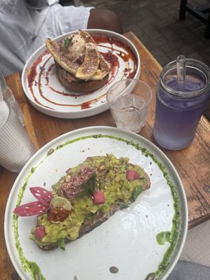 Avo Toast and Mermaid Coconut Water (the other dish wasn’t vegan if I remember correctly)  at Seed Cafe in Colombo