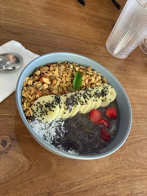 Vegan smoothie bowl  at Seed Cafe in Colombo