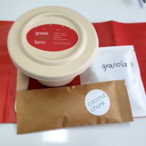 to go set at Greek Farm Yogurt in Seoul