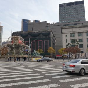 in this big department store... Fl. B1 at Chick Peace - Shinsegae Jung-gu in Seoul