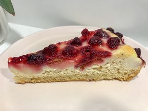 Raspberry tart   at Pizzeria Sa Cova in Mallorca