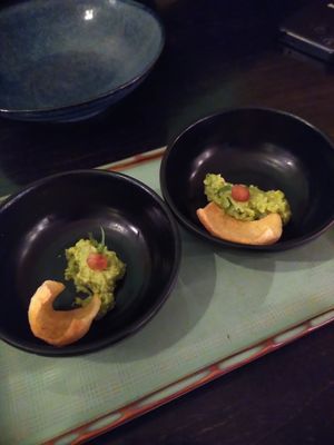 Appetizer: edamame spread with cassave cracker at Jasmijn en Ik in Utrecht