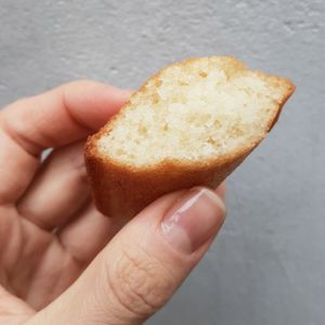 Yuzu madeleine - inside #Veganuary at Najung Bakery in Seongnam