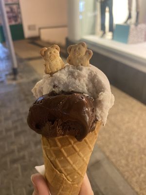Dark chocolate and banana flavours   at Agrigelateria in Lanzarote
