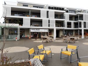 Outdoor seating at Luus Muus - Loose Moose in Egg