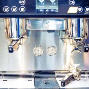 All coffees can be made with various vegan milks - oat, soy, almond at Luus Muus - Loose Moose in Egg