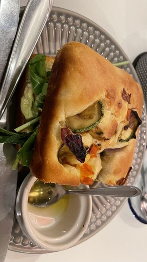 Lanche de focaccia vegan  at Ancora Coffee House in Pocos De Caldas