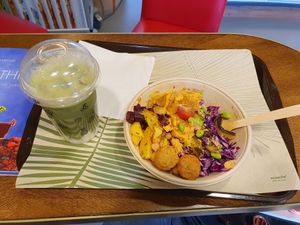 Medium Tel Aviv salad bowl with matcha latte iced. at The Fresh Factory in Nijmegen