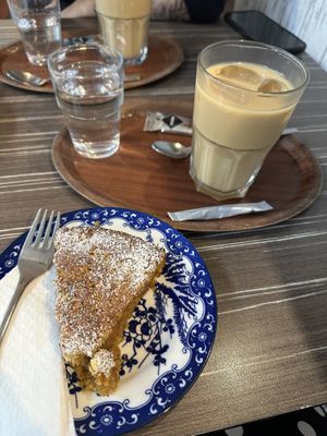   at Equilibrium Kaffee in Vienna