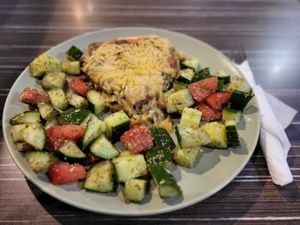 Vegan quiche & salad at Equilibrium Kaffee in Vienna