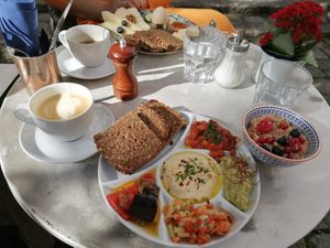 Oriental (vegan) and Neubau (vegetarian)  at Burggasse 24 in Vienna