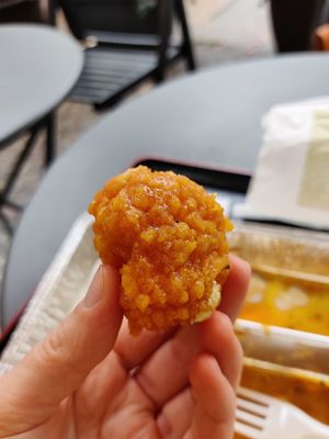 Un laddu at Shalimar in Milan