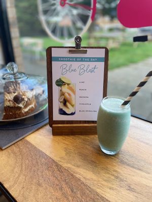 Blue smoothie at The Hub and Spoke Cafe in Dunstable