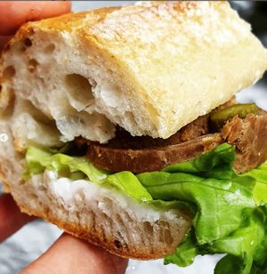 Saucisson fumé végan at la Luciole in Lyon