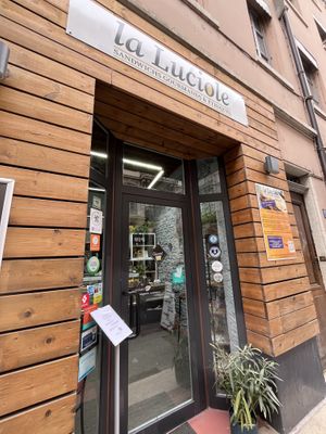   at la Luciole in Lyon