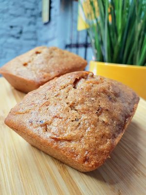 Carrot cake végan at la Luciole in Lyon