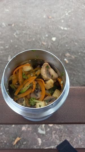 31 zoodles-moodles vegan (ohne tomatensauce), 11,95€,  in selbstmitgebrachtem behälter at FineFine - Kölner Landstraße in Dusseldorf