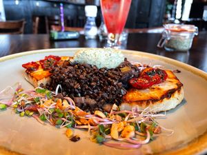 Chill-out vegan “steak” of celeriac with
Beluga lentil stew at The Grass Company in Tilburg