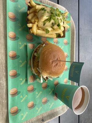   at Vedang - green burger | P- Berg in Berlin