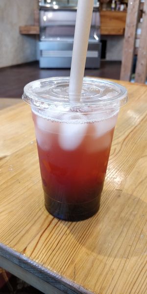 Strawberry and vanilla green tea at Le Salon Enchanthé in Montreal