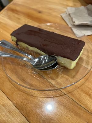 Nanaimo bar  at Le Salon Enchanthé in Montreal