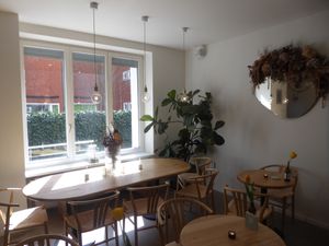 Good One Café internal window at Good One Café in Hamburg