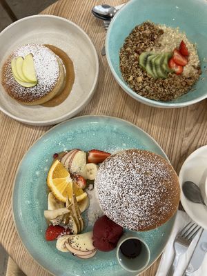 Pancakes & Porridge of the Week  at Good One Café in Hamburg