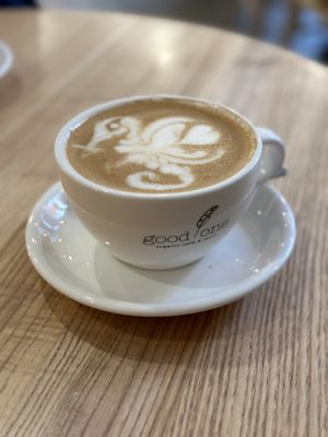 Latte Macchiato mit Latte Art   at Good One Café in Hamburg