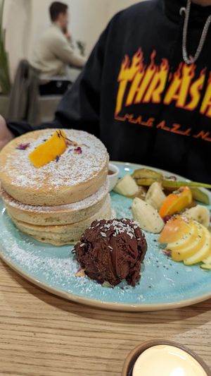  at Good One Café in Hamburg