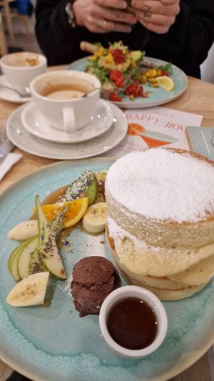  at Good One Café in Hamburg